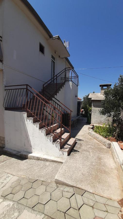 Apartmani Vukovic Kaprije Exterior foto