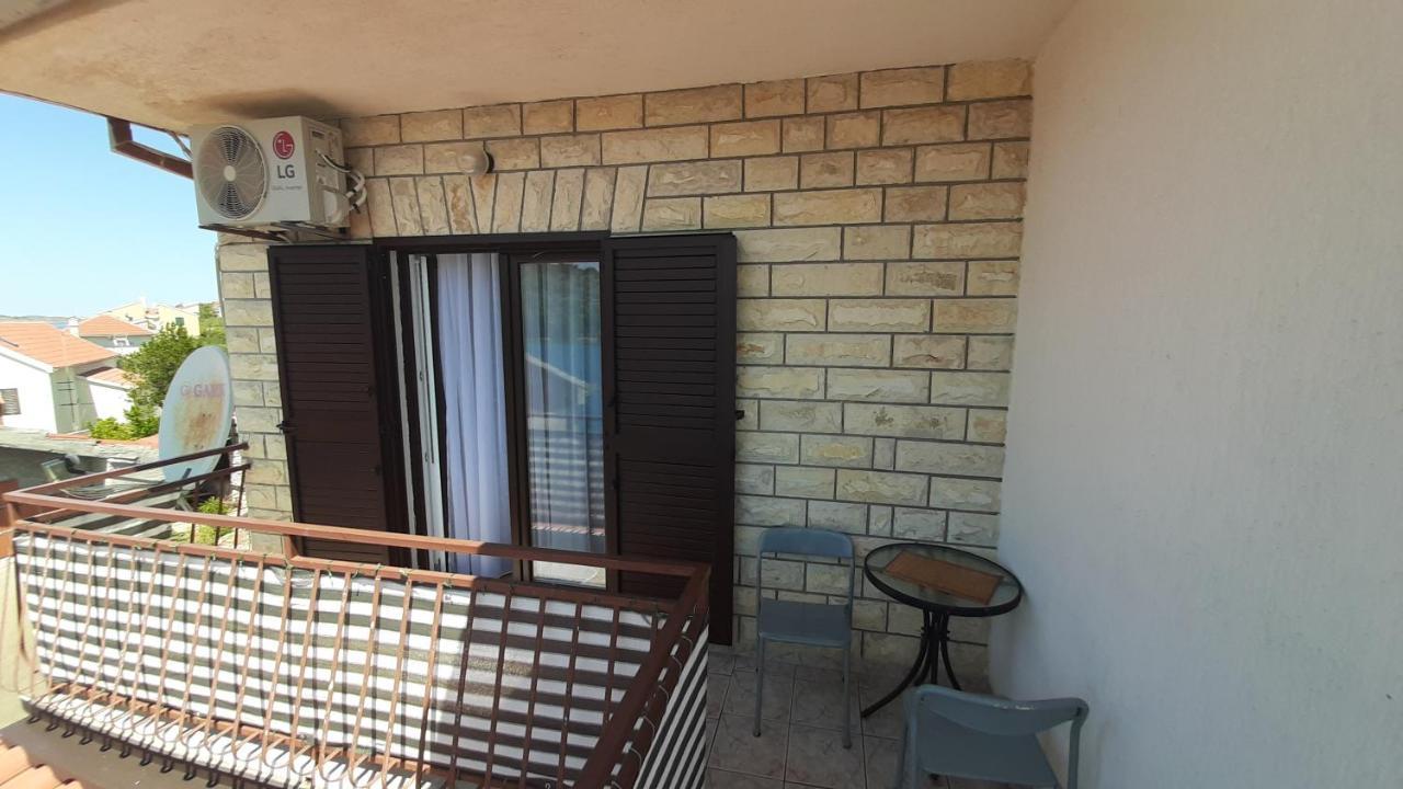 Apartmani Vukovic Kaprije Exterior foto